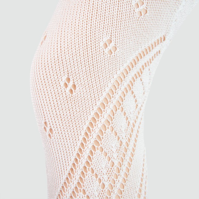 Media de mujer calada - Trajes Regionales - Confecciones Robres 2