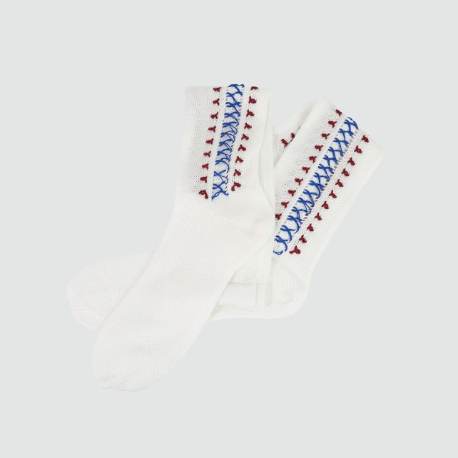 Media bordada - Confecciones Robres