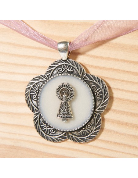 Colgante flor - Medalla - Virgen del Pilar - Confecciones Robres Colgante flor - Medalla - Virgen del Pilar - Confecciones Robres